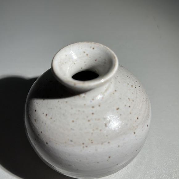 Vintage Signed Handmade Red Clay Studio Pottery Bud Vase - Picture 7 of 10